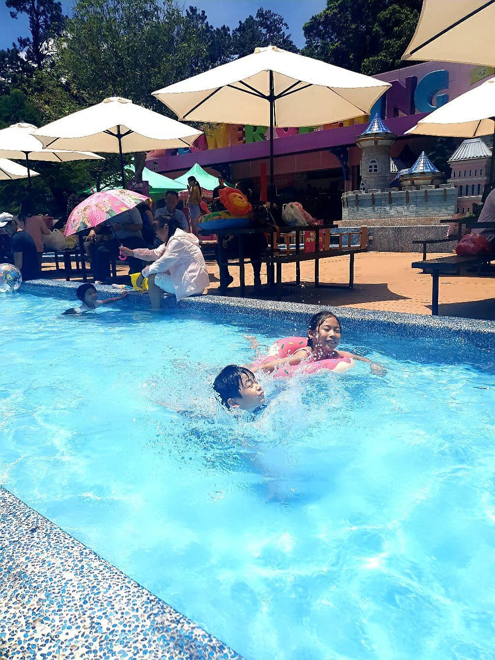 【桃園|大溪景點】花開了休閒農場|免門票!玩水、玩沙、各項遊樂設施、看小動物、現場聽演唱一次滿足! - 第19張圖
