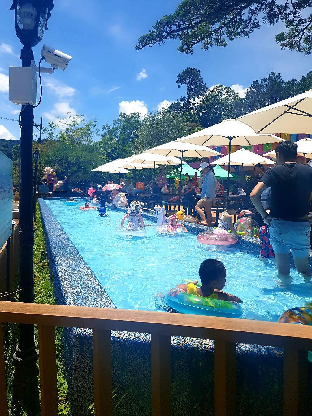 【桃園|大溪景點】花開了休閒農場|免門票!玩水、玩沙、各項遊樂設施、看小動物、現場聽演唱一次滿足! - 第18張圖