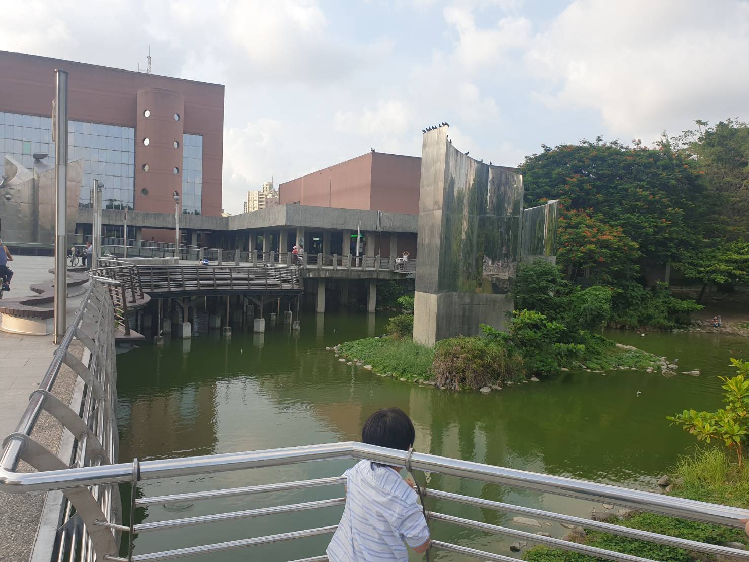 【台南住宿|台糖長榮酒店(台南)】夏天必備泳池設施,適合小寶寶的親子遊戲間,飯店周邊好吃好逛,早餐還有道地的台南米糕及牛肉湯! - 第28張圖 台糖長榮酒店