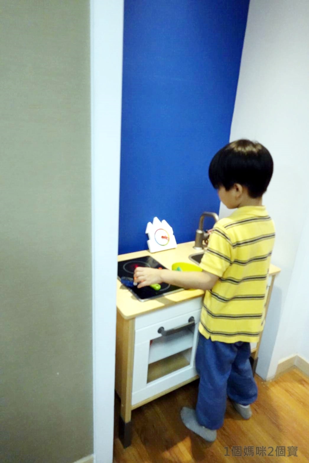 【嘉義親子飯店|雲登景觀飯店】位處阿里山山腳下,房內小陽台欣賞無限美景,空中高爾夫球場,兒童遊戲室,復古的紅白機遊戲租借,親子放鬆度假。 - 第34張圖