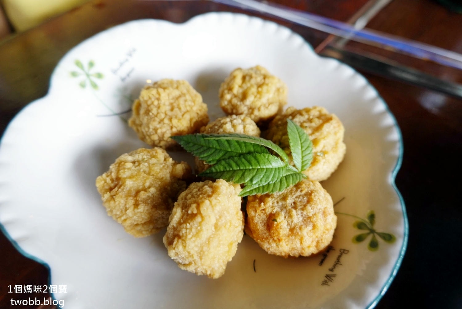 【苗栗景點| 橙香森林-心曠神怡的大草皮,每個景點都好拍,進入橙香隧道,來場滿是橙子的下午茶會吧。 - 第42張圖