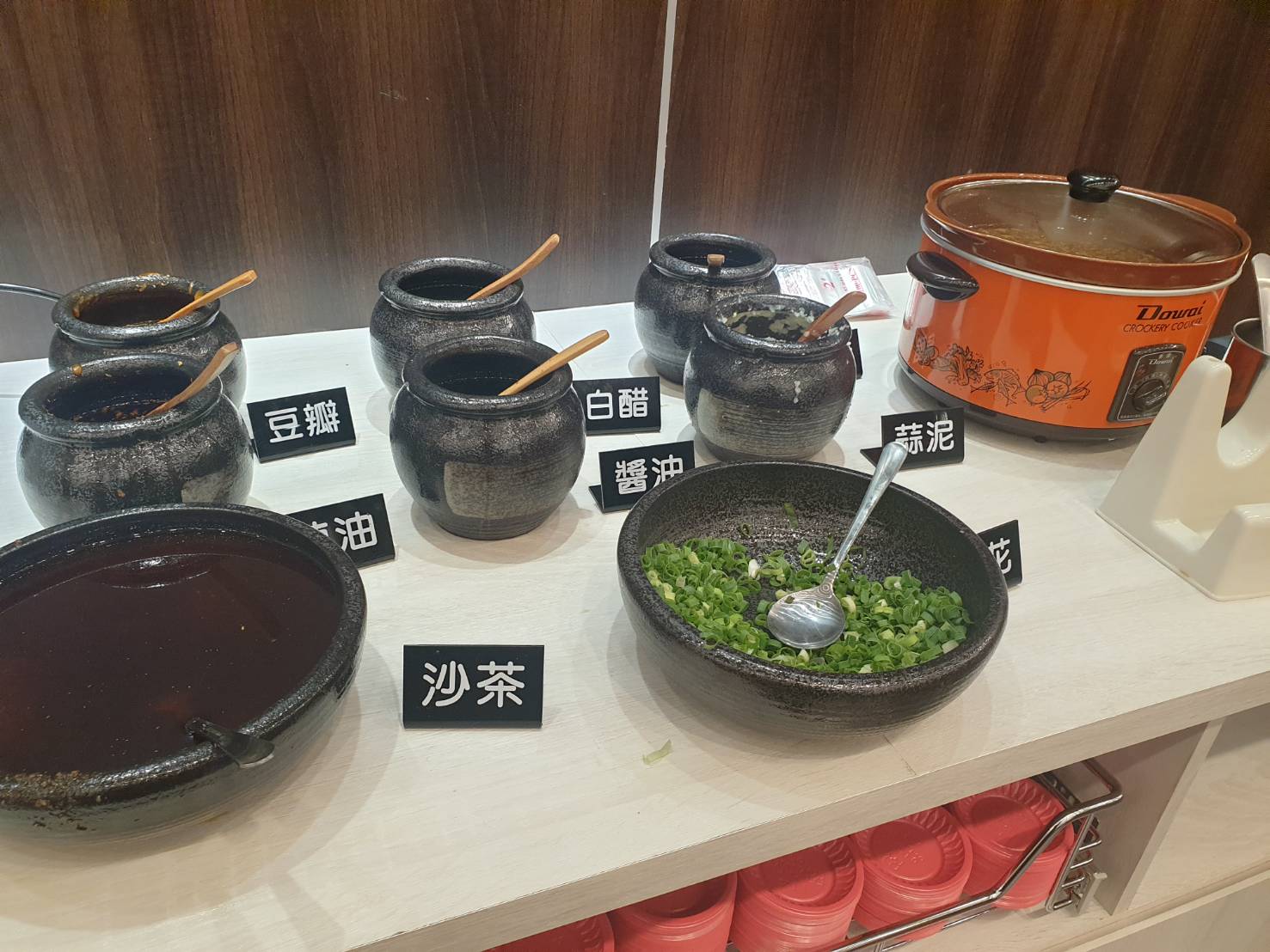 (已停業)【新北美食| 鶯歌-鍋老闆百元頂級鍋物,料多實惠,自助吧設有冰品及滷肉飯。 - 第6張圖