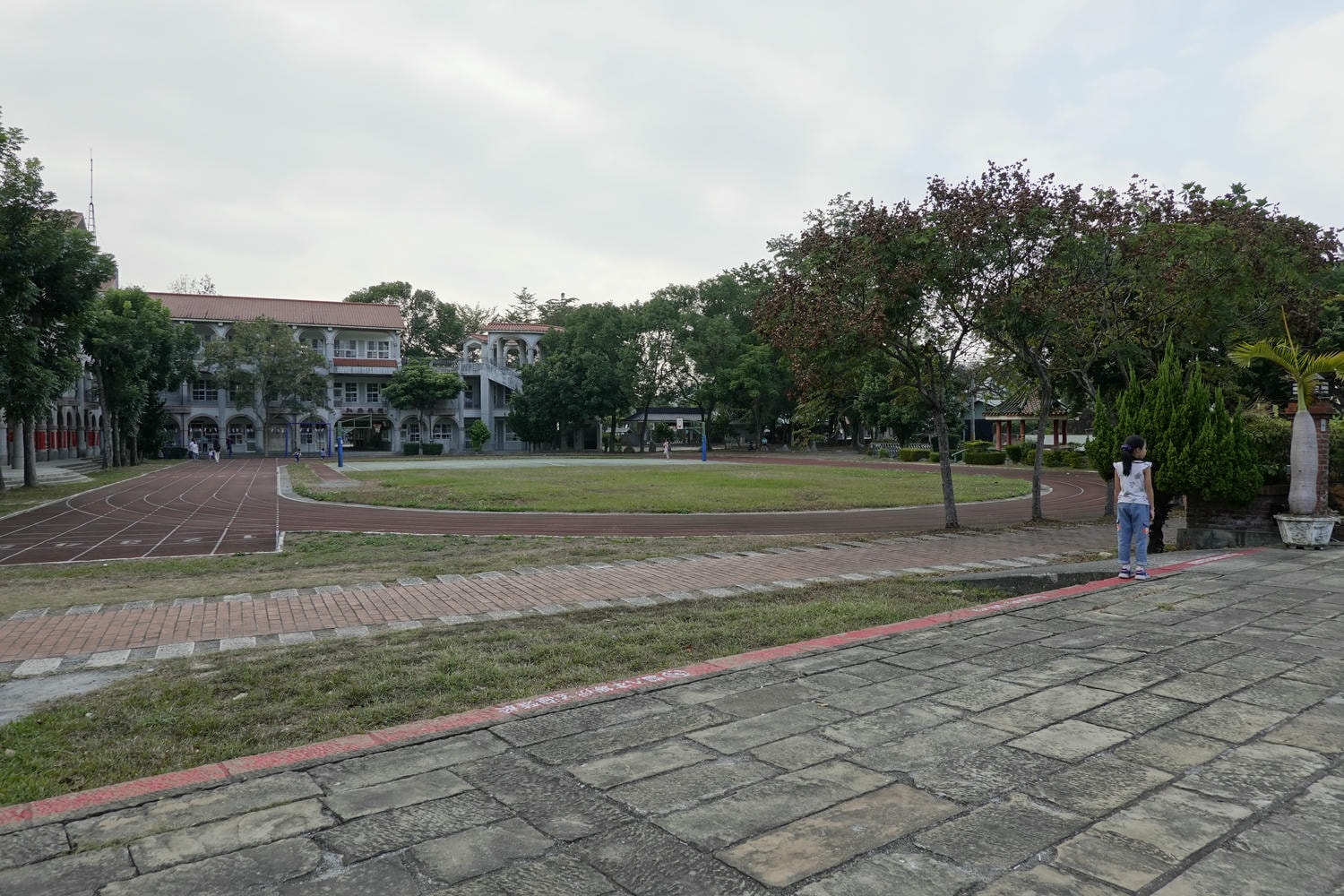 【南投景點| 明新書院-百年三級古蹟,傳統閩南式建築,裏頭供奉文昌帝君,欣賞古蹟也祈求增長智慧。 - 第19張圖