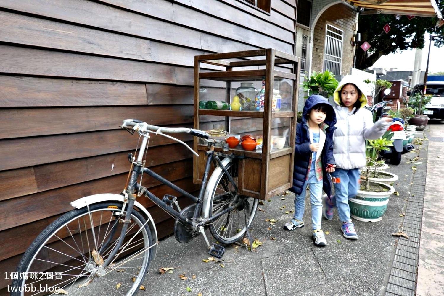 【宜蘭景點| 頭城老街-文化意象為老街注入新生命,文學巷、彩虹巷、童趣盎然的3D彩繪牆面,老街結合文藝拼湊出新的花火。 - 第23張圖 頭城老街