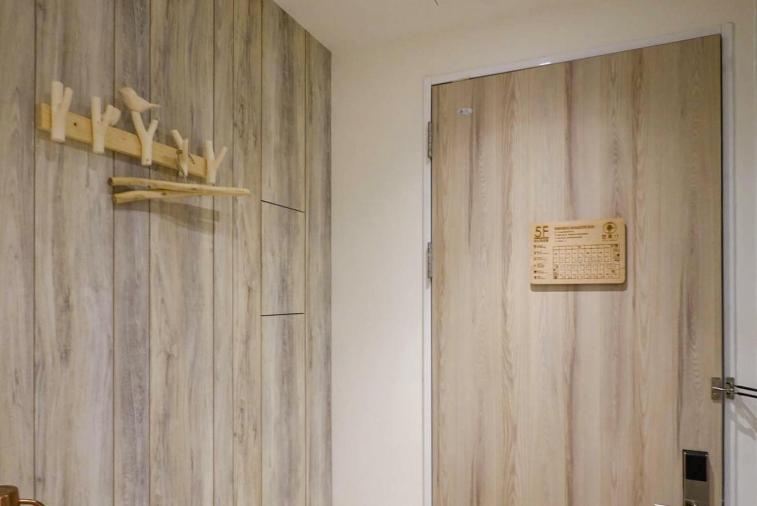【台中住宿| 想窩11餐旅館-沙鹿新住宿景點,結合住宿與親子用餐,戶外大草坪及整層超大室內遊戲室,適合一家大小親朋好友聚餐的好地方。 - 第58張圖 想窩11餐旅館-27