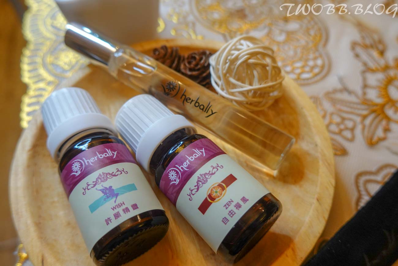 好物分享|herbally 草本真情》典雅造型精油擴香儀,充滿療癒香氣保濕玫瑰原粹精露+天然複方純精油,隨身攜帶精油滾珠瓶,時刻沉浸香氣世界。 - 第19張圖