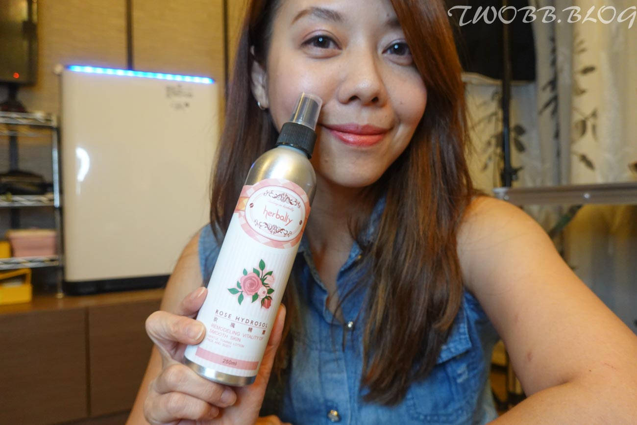 好物分享|herbally 草本真情》典雅造型精油擴香儀,充滿療癒香氣保濕玫瑰原粹精露+天然複方純精油,隨身攜帶精油滾珠瓶,時刻沉浸香氣世界。 - 第21張圖