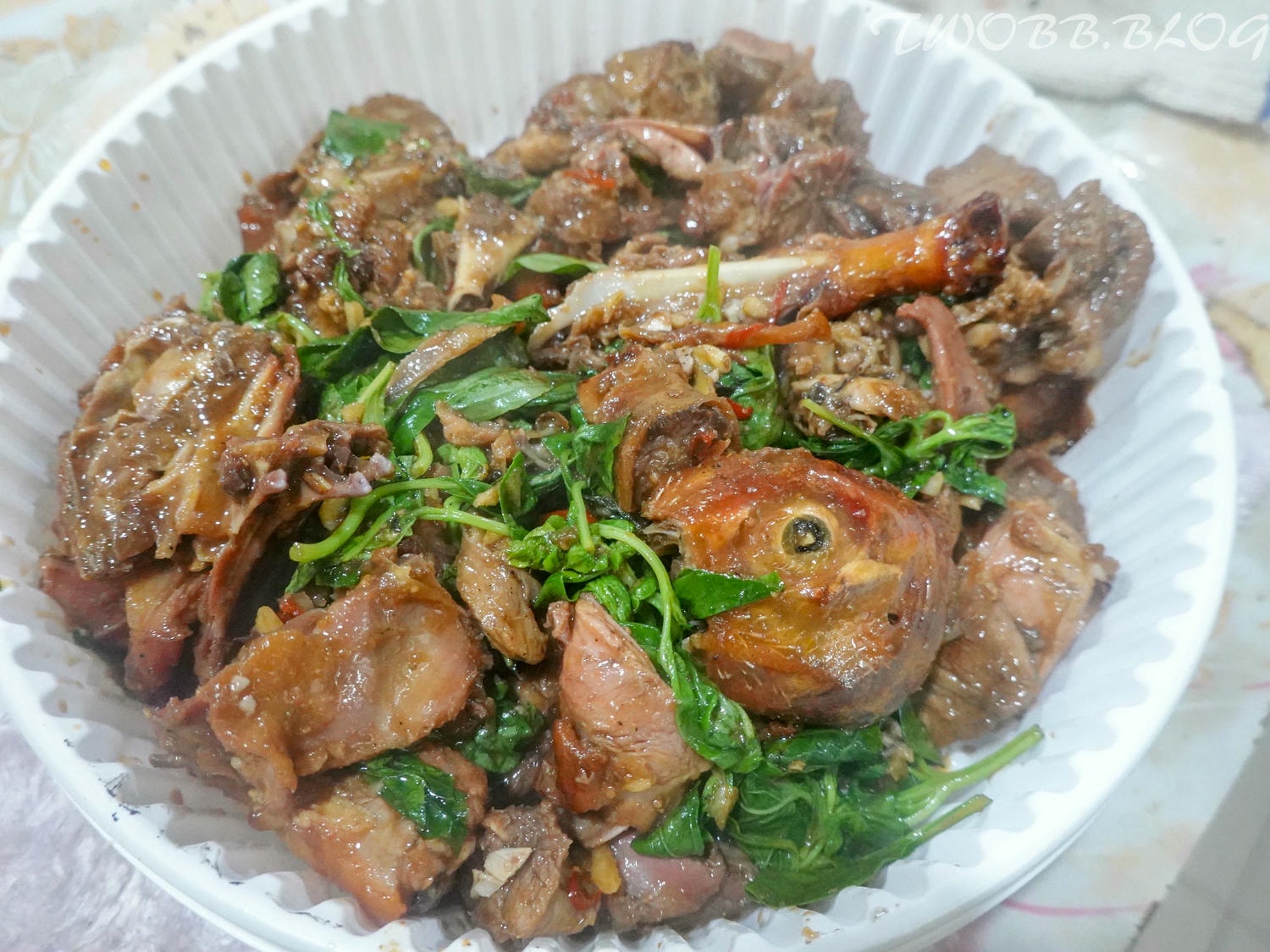 新北美食| 北城脆皮烤鴨板橋新埔分店》板橋美食烤鴨推薦!香酥金黃外皮,大火快炒鴨架,獨特中藥香料,集合鹹香辣口感超過癮!。 - 第21張圖