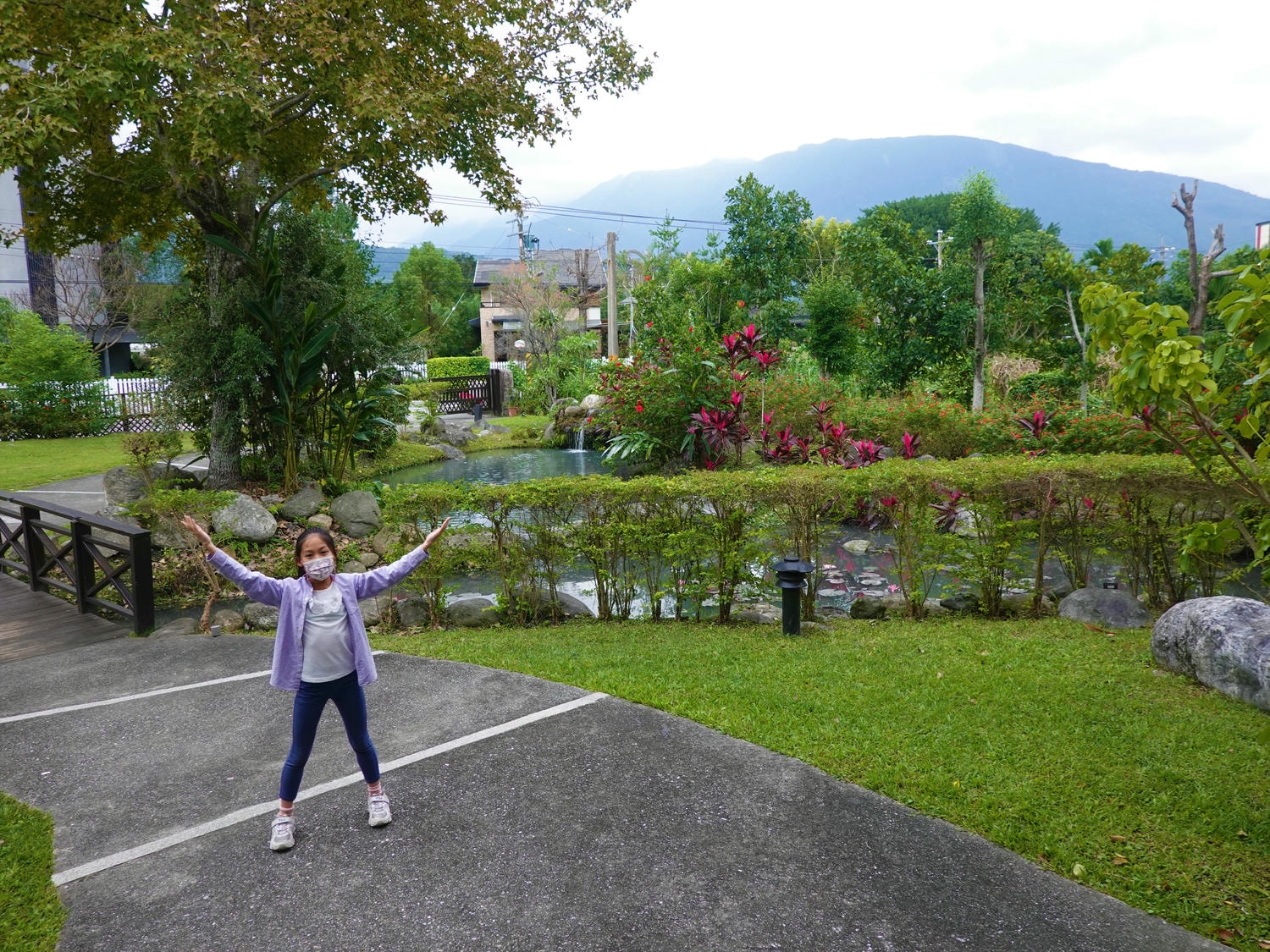 花蓮吉安住宿| 金澤居民宿》親子住宿!日式庭園造景,大榕樹下草皮嬉戲,花草簇擁池塘讓人心曠神怡,遠離塵囂,自行車綠色隧道民宿推薦! - 第34張圖