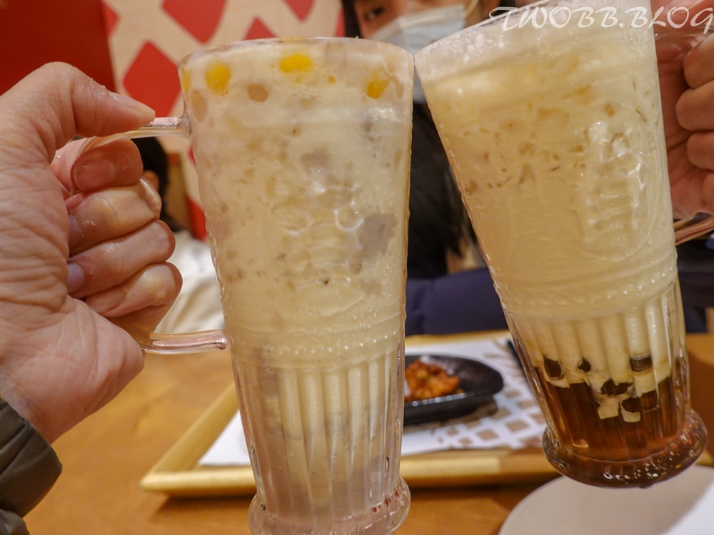 台中美食| 有春茶館-大墩店》台灣味茶館!復古風造景經典台菜,年味氣氛十足,過年餐廳的好選擇。 - 第27張圖