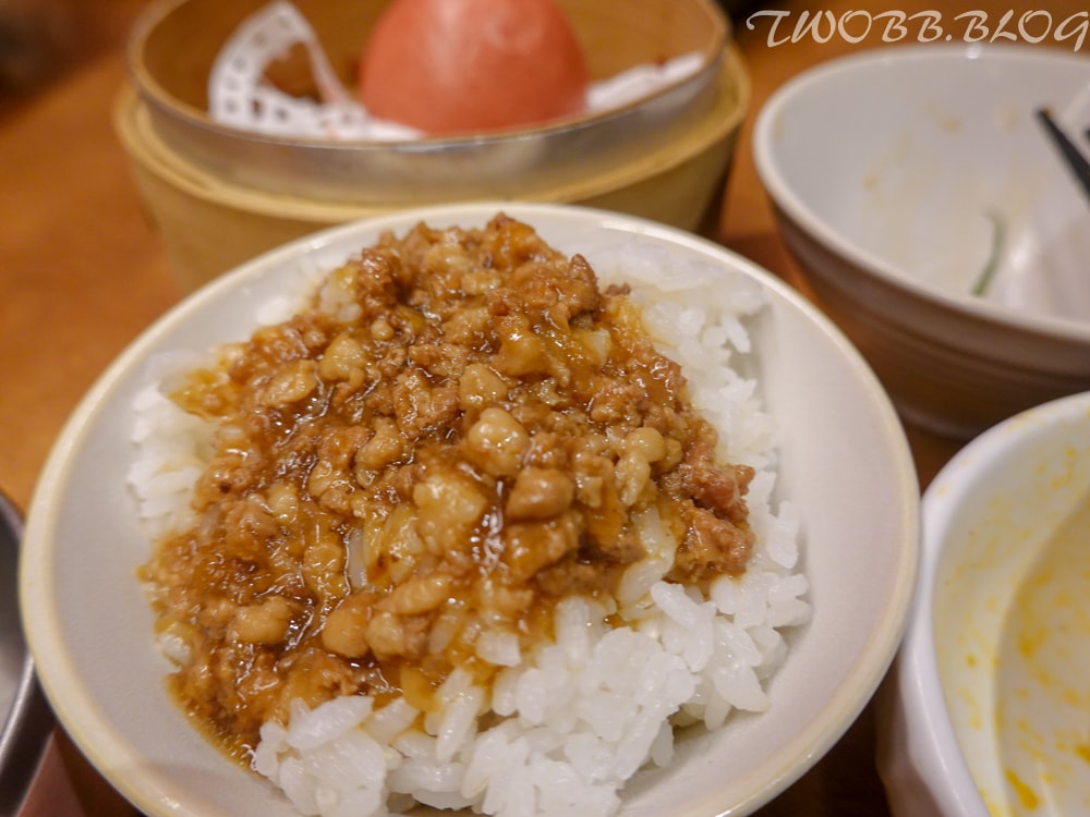台中美食| 有春茶館-大墩店》台灣味茶館!復古風造景經典台菜,年味氣氛十足,過年餐廳的好選擇。 - 第34張圖