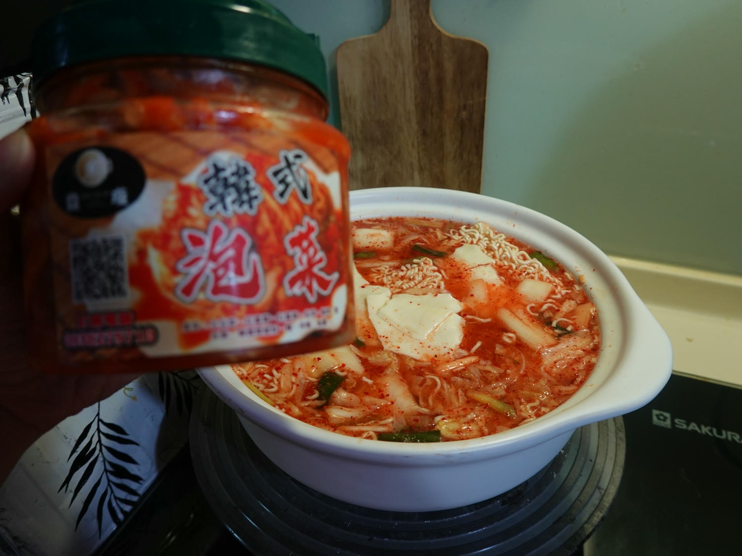 (已停業)新竹美食|鼎璇一鍋一燒》新竹大潤發美食街的平價美食,百元享用鍋燒兩吃,精熬湯頭,絕不使用高湯粉,自製食材良心店家,新竹第一名平價火鍋。 - 第31張圖