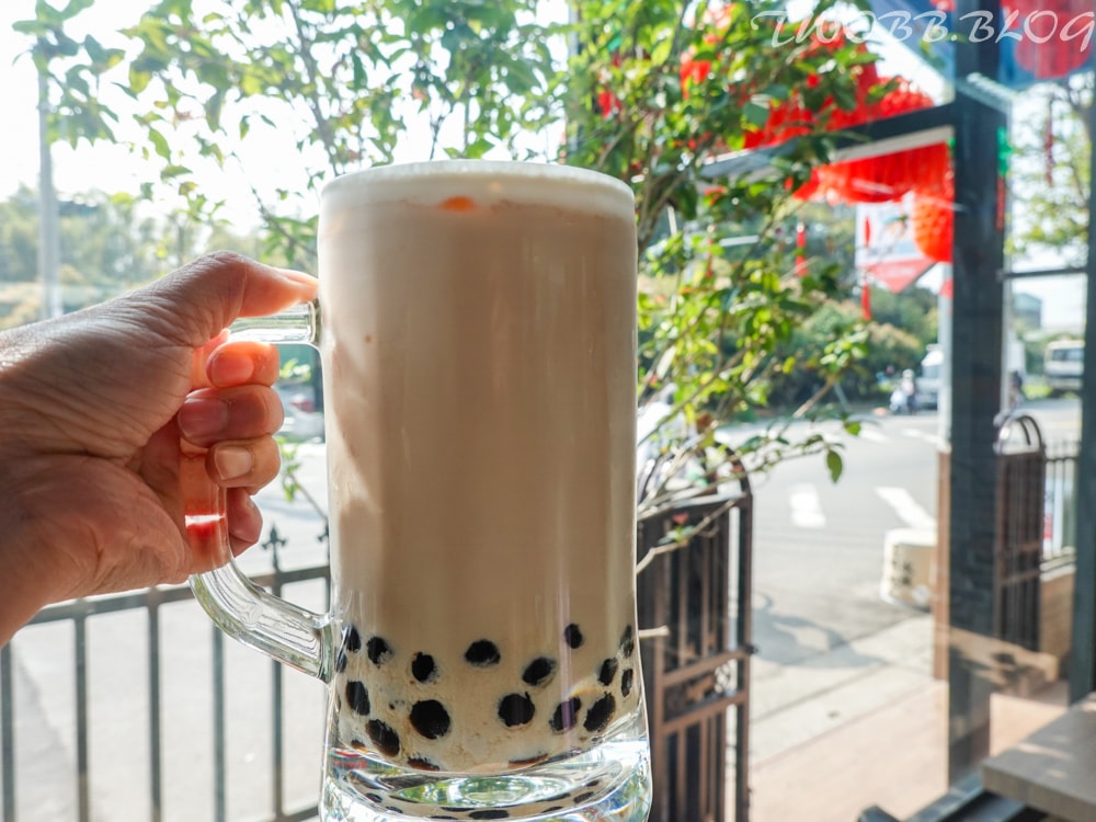 台中美食|Long Live窯烤P茶》潭雅神綠園道的中繼飲食補給站,匯集各式窯烤Pizza口味及焗烤飯,充滿柴香味的煙燻地瓜及飲品小點心, - 第51張圖
