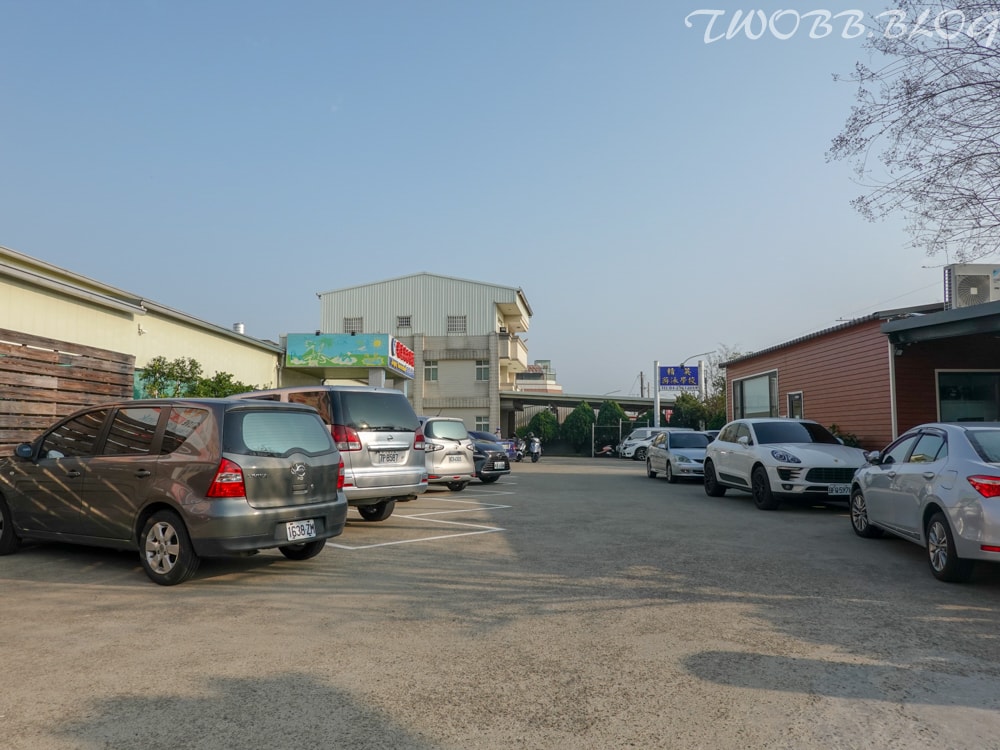台中美食|Long Live窯烤P茶》潭雅神綠園道的中繼飲食補給站,匯集各式窯烤Pizza口味及焗烤飯,充滿柴香味的煙燻地瓜及飲品小點心, - 第10張圖