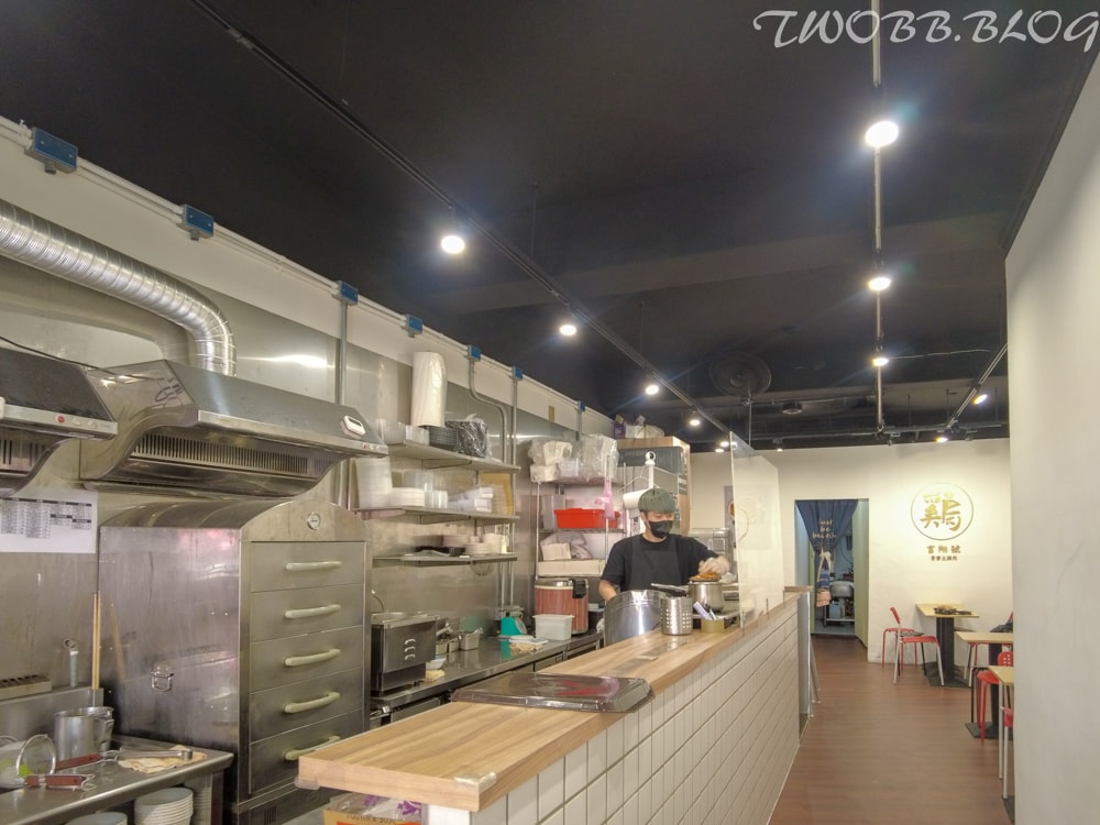 (已歇業)新北美食|富翔號蔗香土雞肉》新莊體育場周邊美食推薦,超有特色蒸蛋湯及煙燻風味蔗香土雞,獨特風味牛腩咖哩飯,大推各式湯品! - 第15張圖