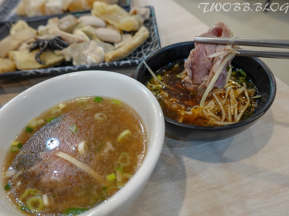 台中美食|菜挫台南溫體牛涮涮鍋-大里總店》新鮮溫體牛,現點現切。真材實料的手工牛肉丸、蝦漿花枝漿,假日座無虛席,務必預約! - 第42張圖 菜挫台南溫體牛涮涮鍋