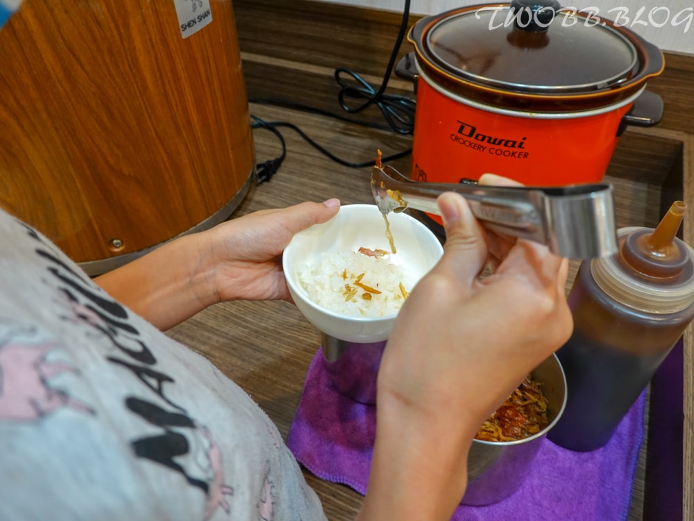 台中美食|菜挫台南溫體牛涮涮鍋-大里總店》新鮮溫體牛,現點現切。真材實料的手工牛肉丸、蝦漿花枝漿,假日座無虛席,務必預約! - 第32張圖