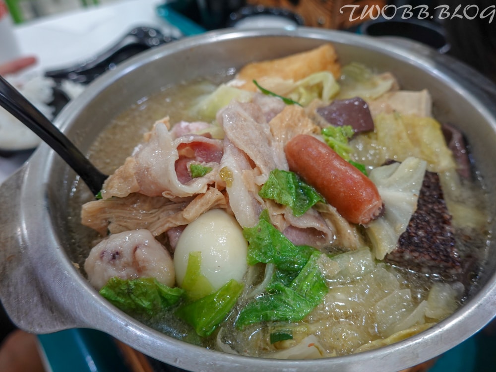 (已停業)新竹美食|鼎璇一鍋一燒》新竹大潤發美食街的平價美食,百元享用鍋燒兩吃,精熬湯頭,絕不使用高湯粉,自製食材良心店家,新竹第一名平價火鍋。 - 第18張圖