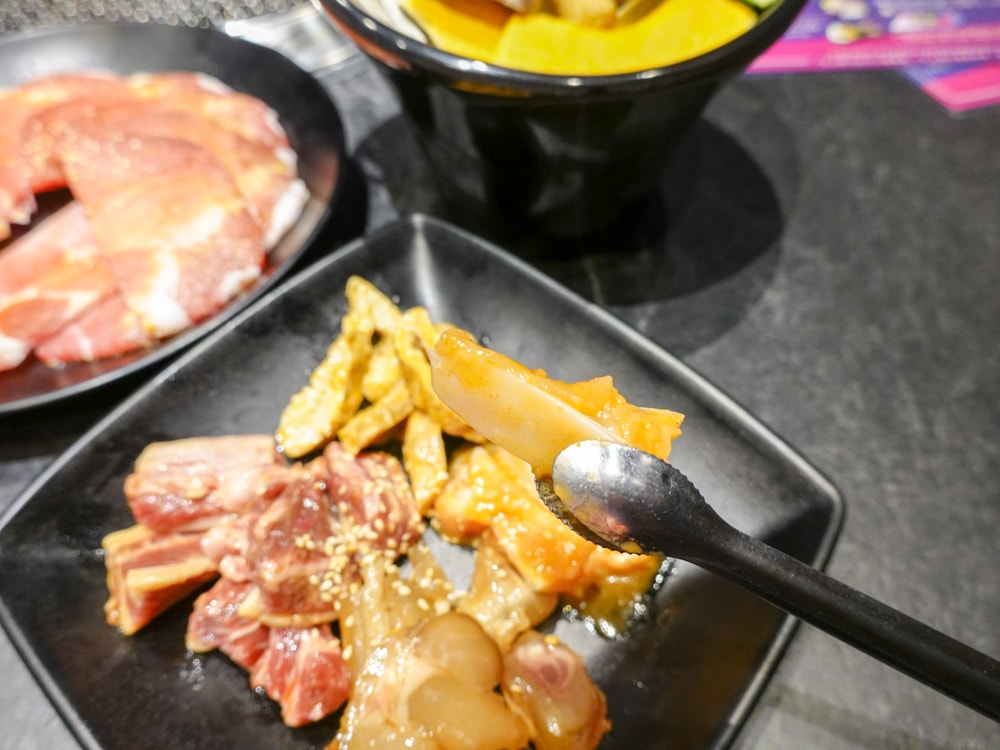 桃園美食|Shock燒肉-A19環球青埔店》中壢燒肉吃到飽,結合KTV包廂歡唱還能享用美食,節慶聚會及親子聚餐好去處! - 第43張圖