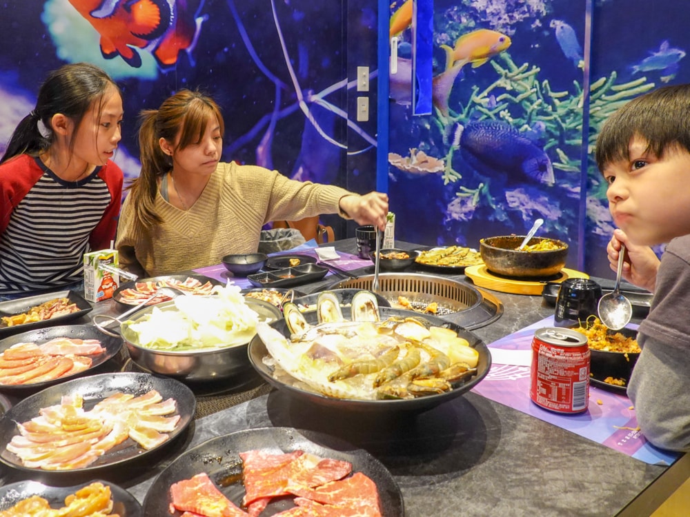桃園美食|Shock燒肉-A19環球青埔店》中壢燒肉吃到飽,結合KTV包廂歡唱還能享用美食,節慶聚會及親子聚餐好去處! - 第53張圖