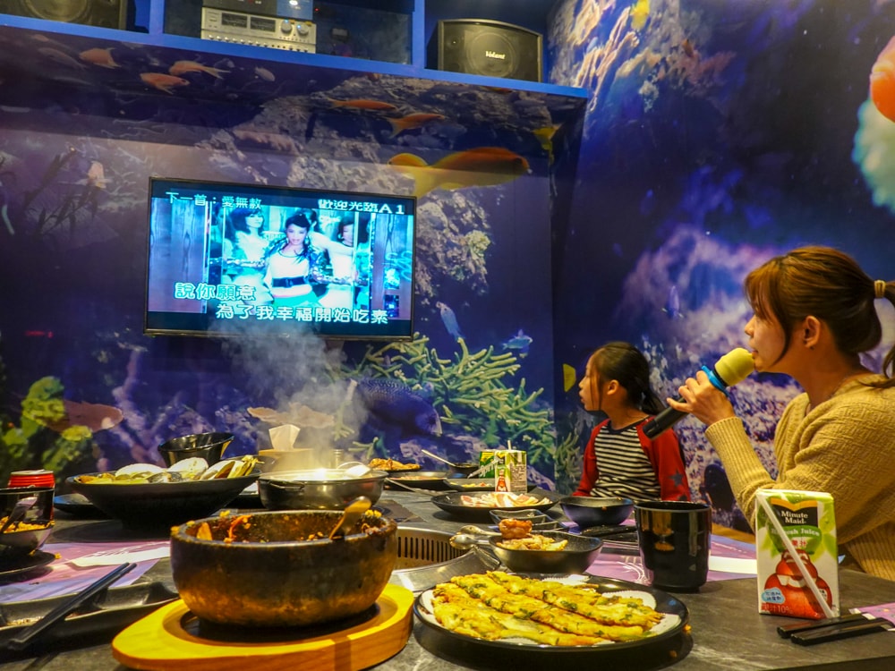 桃園美食|Shock燒肉-A19環球青埔店》中壢燒肉吃到飽,結合KTV包廂歡唱還能享用美食,節慶聚會及親子聚餐好去處! - 第52張圖