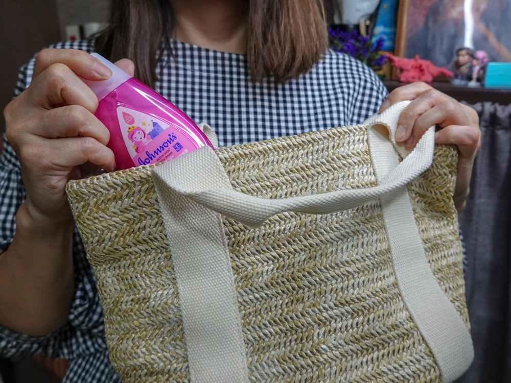 嬌生嬰兒活力亮澤洗髮露