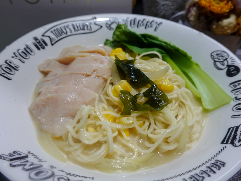 美食分享|TOMMI湯米 雞白湯拉麵》老協珍經典推出!雞大骨、豬腩排、洋蔥慢熬,濃厚湯頭美味升級,帶勁拉麵,日本風味原汁呈現。 - 第18張圖