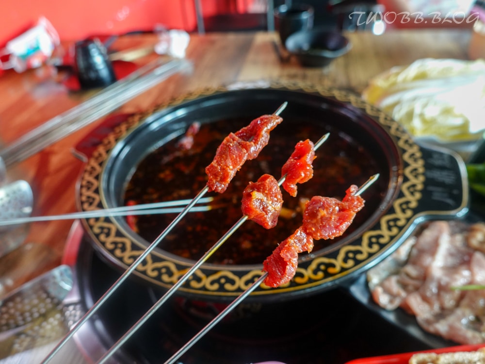 (暫停營業)桃園美食|川鼎紅麻辣鴛鴦串串香-楊梅火鍋推薦!富岡老街超平價10元串串,鄰近中國科技大學及楊梅富岡車站,講究的麻辣湯底及嚴選食材,一吃成主顧! - 第38張圖