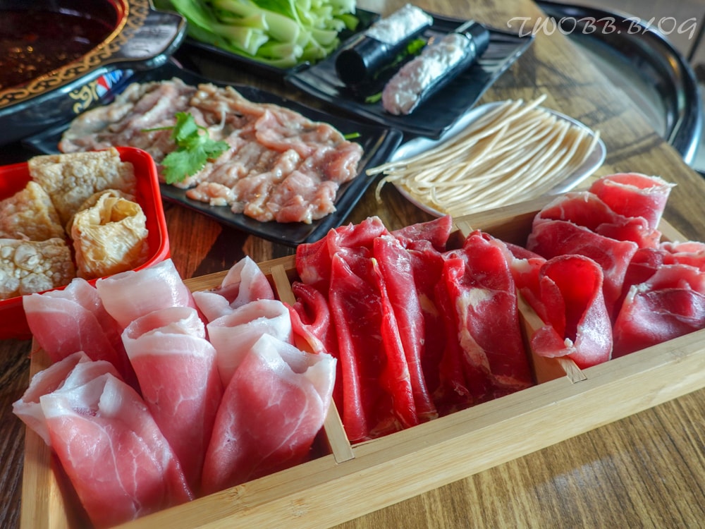 (暫停營業)桃園美食|川鼎紅麻辣鴛鴦串串香-楊梅火鍋推薦!富岡老街超平價10元串串,鄰近中國科技大學及楊梅富岡車站,講究的麻辣湯底及嚴選食材,一吃成主顧! - 第41張圖