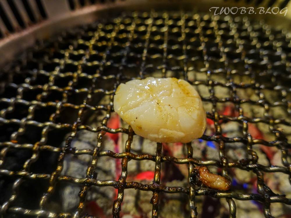 (已停業)新竹美食|魂燒肉 日式炭火燒肉》新竹燒肉推薦!堅持使用炭火,嚴格把關食材品質,除了大啖美味燒肉,還能享受大包廂歡唱,有吃有玩大滿足! - 第46張圖