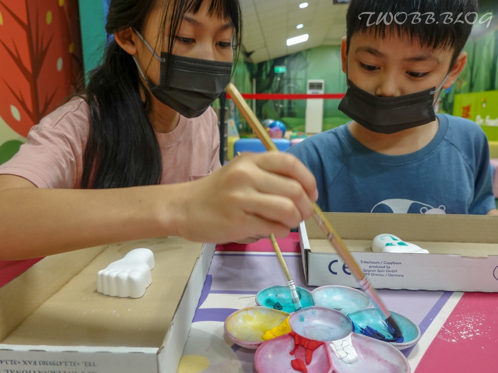 宜蘭景點|台灣足鞋健康知識館(腳丫故事館)》全台首創以腳為主題的觀光工廠,參觀還可免費精密測量腳丫健康狀況、親子DIY體驗及吸收足部保健專業知識。 - 第48張圖