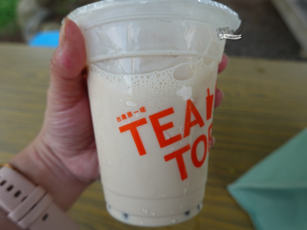 南投景點|茶二指故事館》造訪茶田、好拍造景及手做香包,沙坑,還有吸睛彩色水管屋。 - 第52張圖