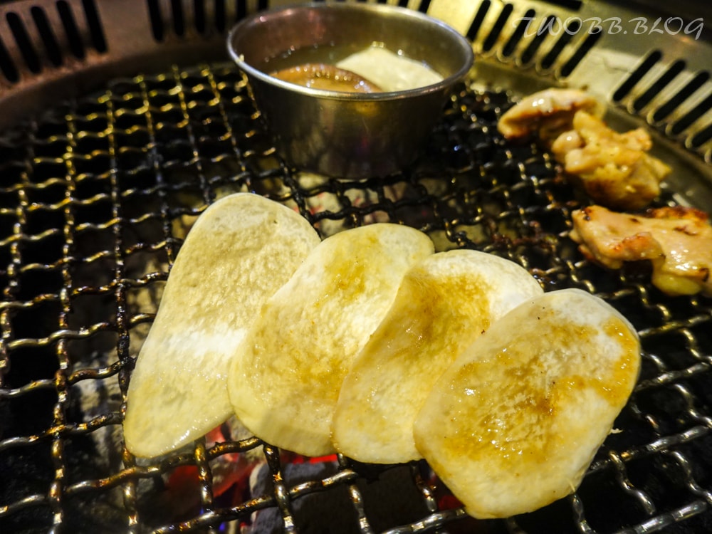 (已停業)新竹美食|魂燒肉 日式炭火燒肉》新竹燒肉推薦!堅持使用炭火,嚴格把關食材品質,除了大啖美味燒肉,還能享受大包廂歡唱,有吃有玩大滿足! - 第50張圖