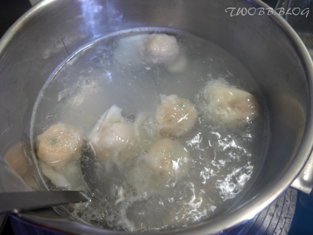 美食分享|潘太優慕鮮肉抄手》冷凍宅配美食推薦!煮廚史丹利、阿城鵝肉與鮮肉抄手的完美相遇,皮薄餡多精心的肉餡比例,精準調配辛香輕重,收服追求美味的心! - 第3張圖 潘太優慕鮮肉抄手