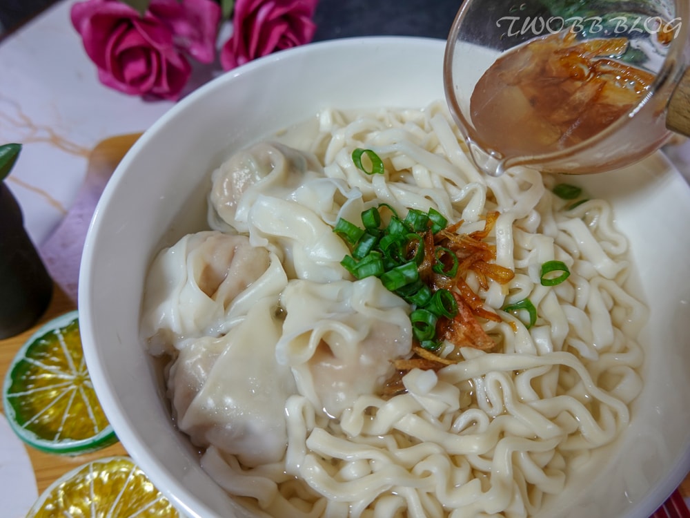 美食分享|潘太優慕鮮肉抄手》冷凍宅配美食推薦!煮廚史丹利、阿城鵝肉與鮮肉抄手的完美相遇,皮薄餡多精心的肉餡比例,精準調配辛香輕重,收服追求美味的心! - 第19張圖