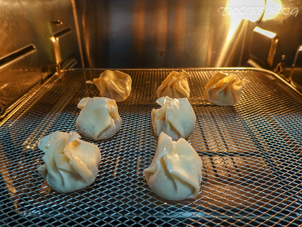 美食分享|潘太優慕鮮肉抄手》冷凍宅配美食推薦!煮廚史丹利、阿城鵝肉與鮮肉抄手的完美相遇,皮薄餡多精心的肉餡比例,精準調配辛香輕重,收服追求美味的心! - 第22張圖