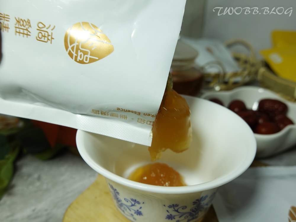 美食分享|外婆滴雞精》滴雞精推薦!遵循古法八小時慢燉土雞,新鮮淬鍊濃醇香的滴雞精,小分子每一口都是精華,無腥味好入口! - 第11張圖