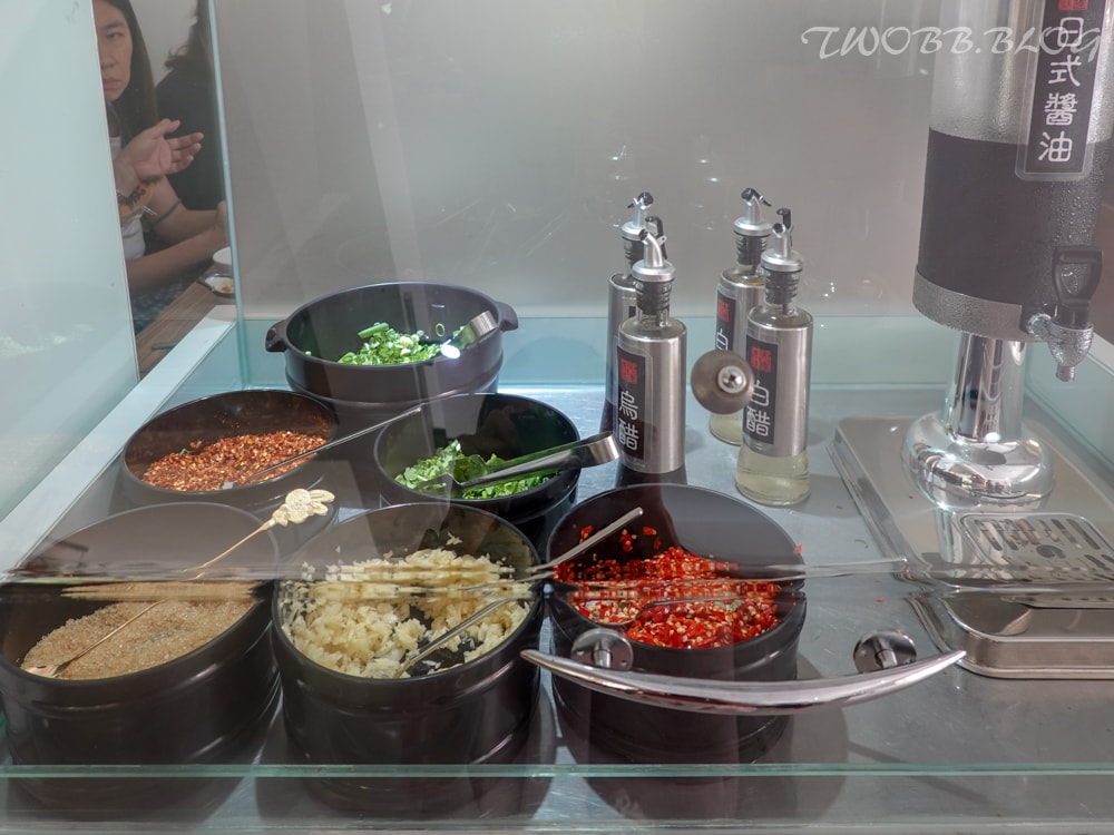 宜蘭美食|究醬石頭火鍋》宜蘭石頭火鍋推薦!爆炒美味肉片香氣,經濟實惠大份量,堅持自熬高湯不使用高湯粉! - 第14張圖