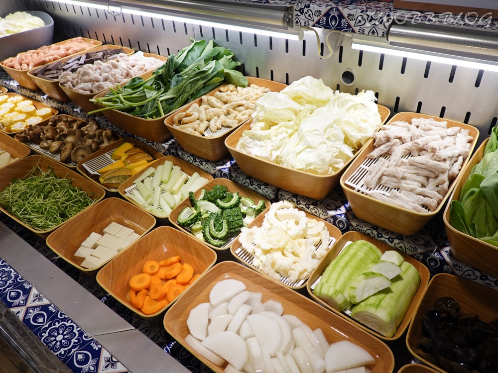 台北美食|肉多多火鍋(重南店)》樂多多集團美食再一發!最歡樂最大火鍋集團,肉肉控必吃,三人行,必有麻辣吃,三份套餐即贈一鍋爆炒川府麻辣鍋! - 第22張圖
