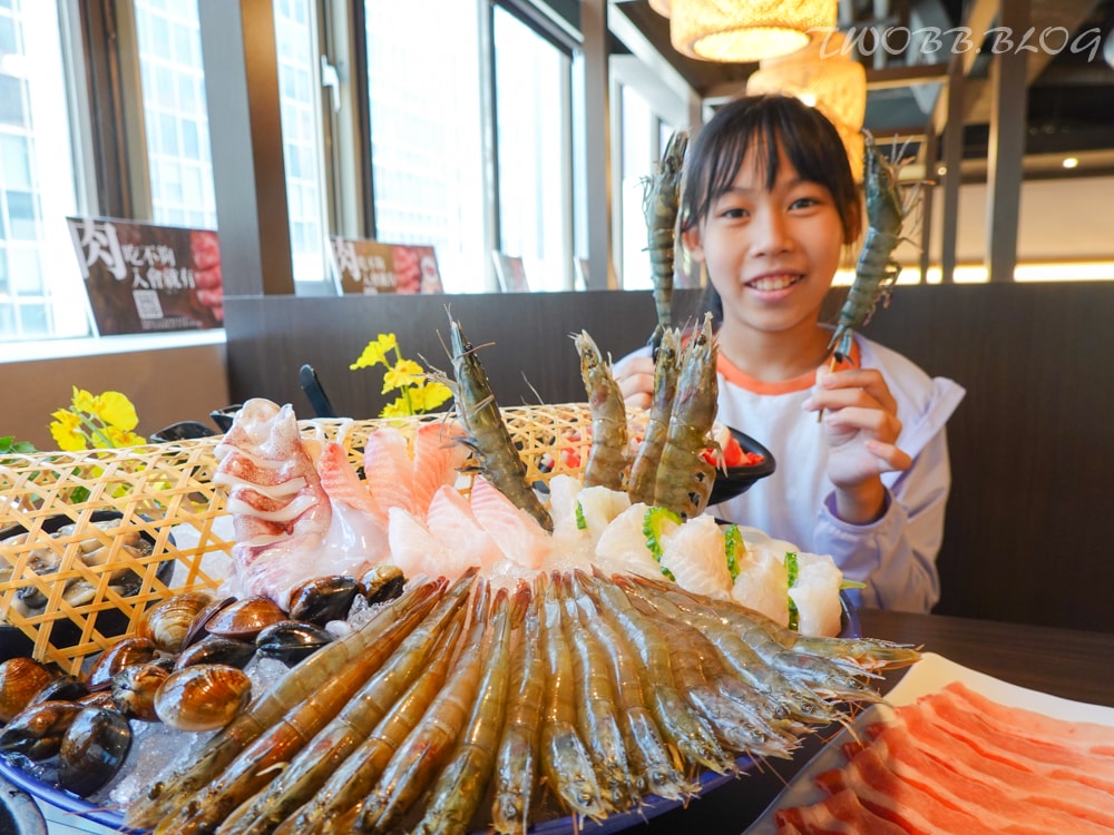 台北美食|肉多多火鍋(重南店)》樂多多集團美食再一發!最歡樂最大火鍋集團,肉肉控必吃,三人行,必有麻辣吃,三份套餐即贈一鍋爆炒川府麻辣鍋! - 第58張圖