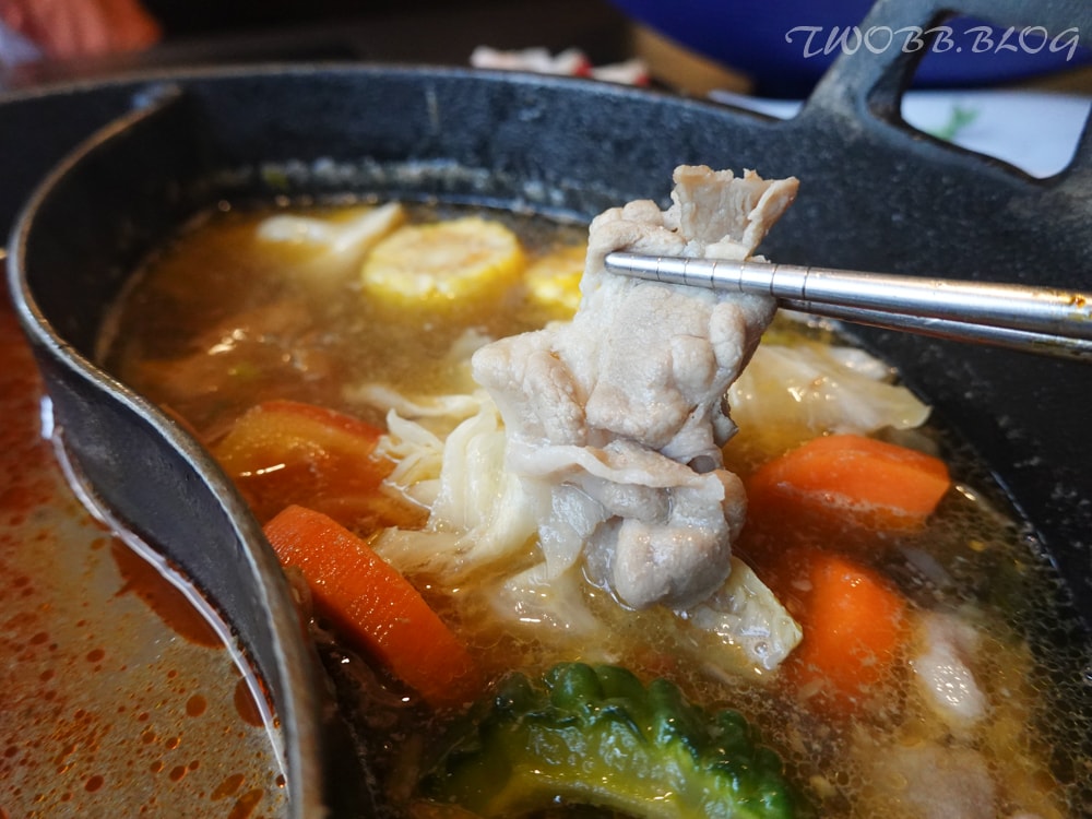 台北美食|肉多多火鍋(重南店)》樂多多集團美食再一發!最歡樂最大火鍋集團,肉肉控必吃,三人行,必有麻辣吃,三份套餐即贈一鍋爆炒川府麻辣鍋! - 第67張圖