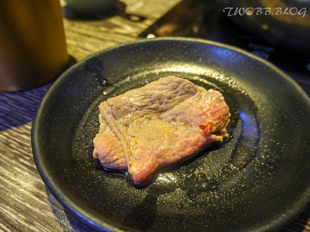 桃園美食|上官木桶鍋( 中壢店)》中原夜市火鍋推薦!激推麻辣牛奶鍋,軟嫩A5和牛,還有大份量肉品讓你吃飽飽。 - 第35張圖