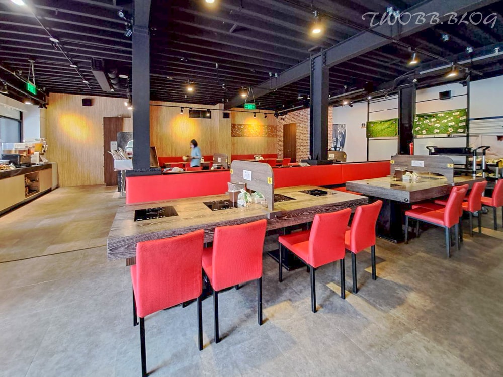 桃園美食|上官木桶鍋( 中壢店)》中原夜市火鍋推薦!激推麻辣牛奶鍋,軟嫩A5和牛,還有大份量肉品讓你吃飽飽。 - 第15張圖