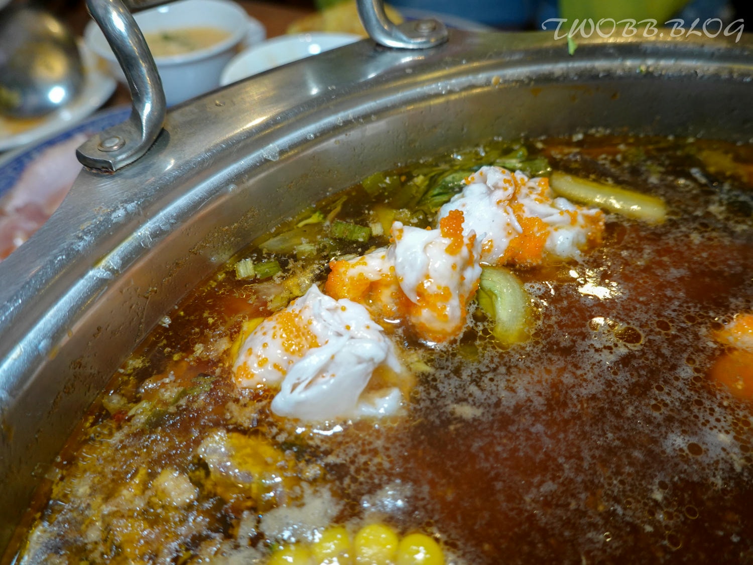 苗栗美食|貢鍋共鍋麻辣火鍋店》八十年歷史老洋宅改建!全台唯一客家麻辣火鍋店,客家小炒搖身變身鍋物,吃美味也吃回憶! - 第70張圖