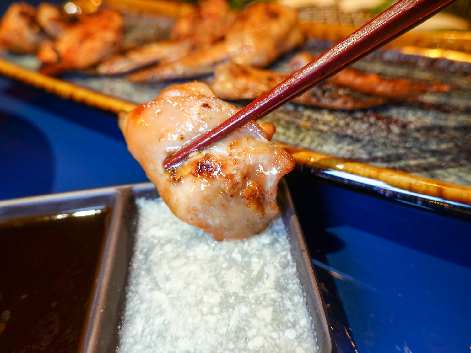 台中|298 Nikuya燒肉(復興店)》全新開幕!炭火直烤!台中最有靈魂的燒肉店開分店囉,鄰近台中車站及三井LalaPort,以音樂主題裝潢及獨立包廂。 - 第54張圖