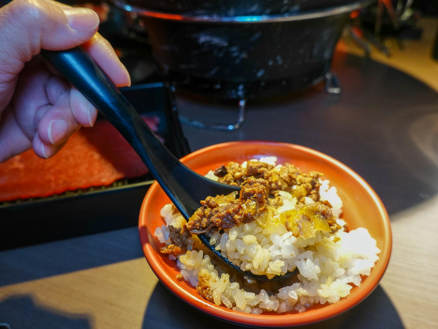新北|名炙炭火燒肉》新北三重燒烤吃到飽推薦!頂級燒肉食材,炭火直烤!還有火鍋以及啤酒暢飲,近三和國中捷運站,交通方便聚餐就來這! - 第46張圖