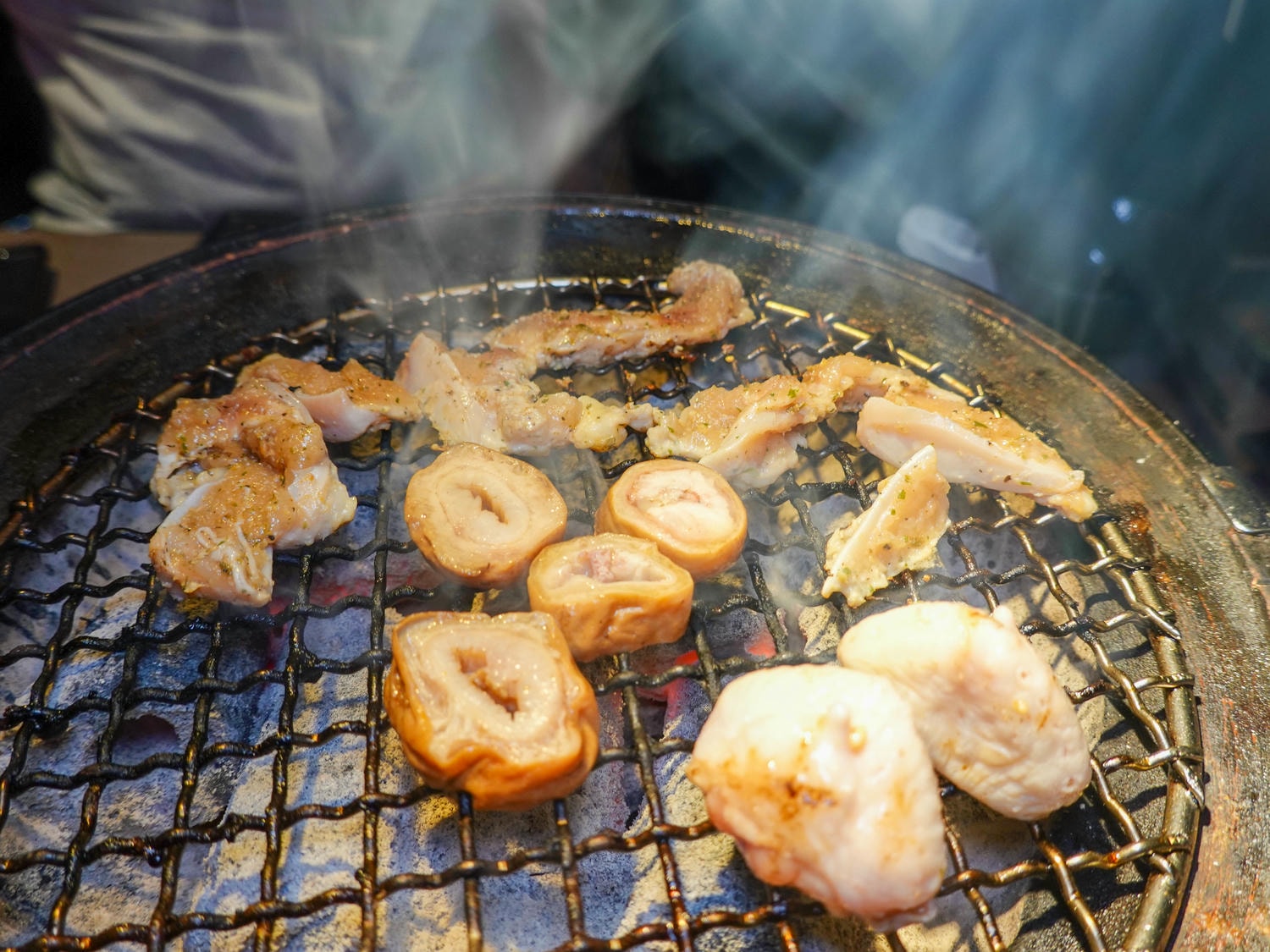 新北|名炙炭火燒肉》新北三重燒烤吃到飽推薦!頂級燒肉食材,炭火直烤!還有火鍋以及啤酒暢飲,近三和國中捷運站,交通方便聚餐就來這! - 第59張圖