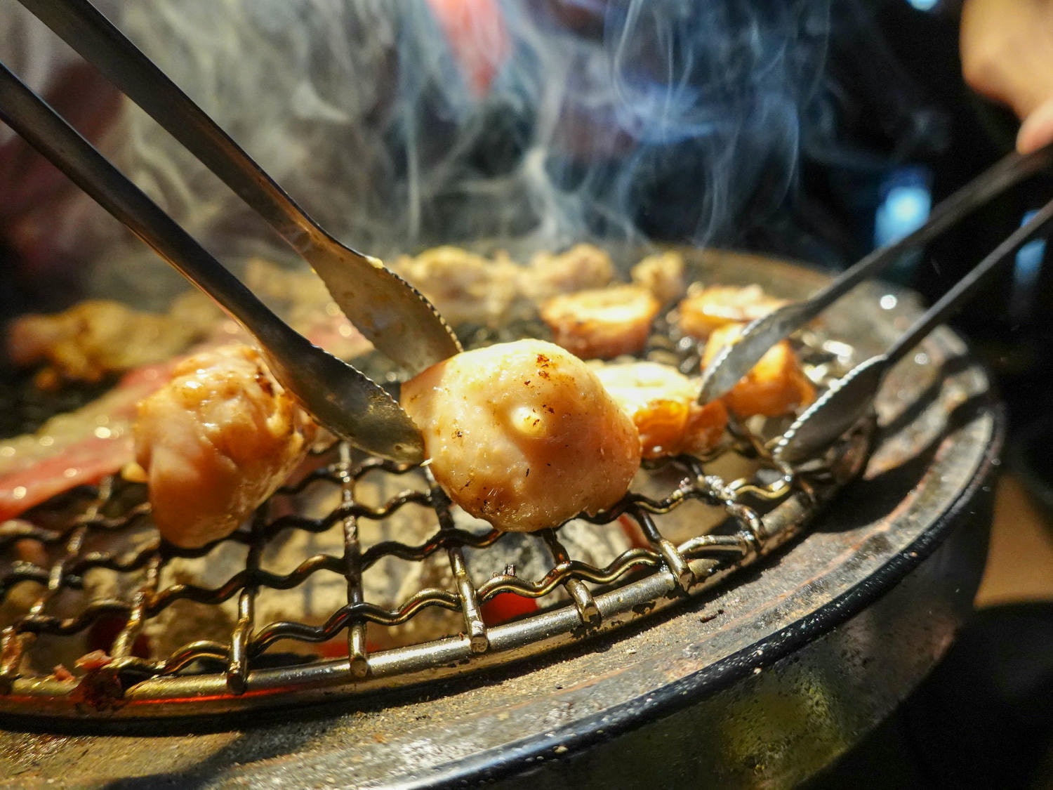 新北|名炙炭火燒肉》新北三重燒烤吃到飽推薦!頂級燒肉食材,炭火直烤!還有火鍋以及啤酒暢飲,近三和國中捷運站,交通方便聚餐就來這! - 第60張圖