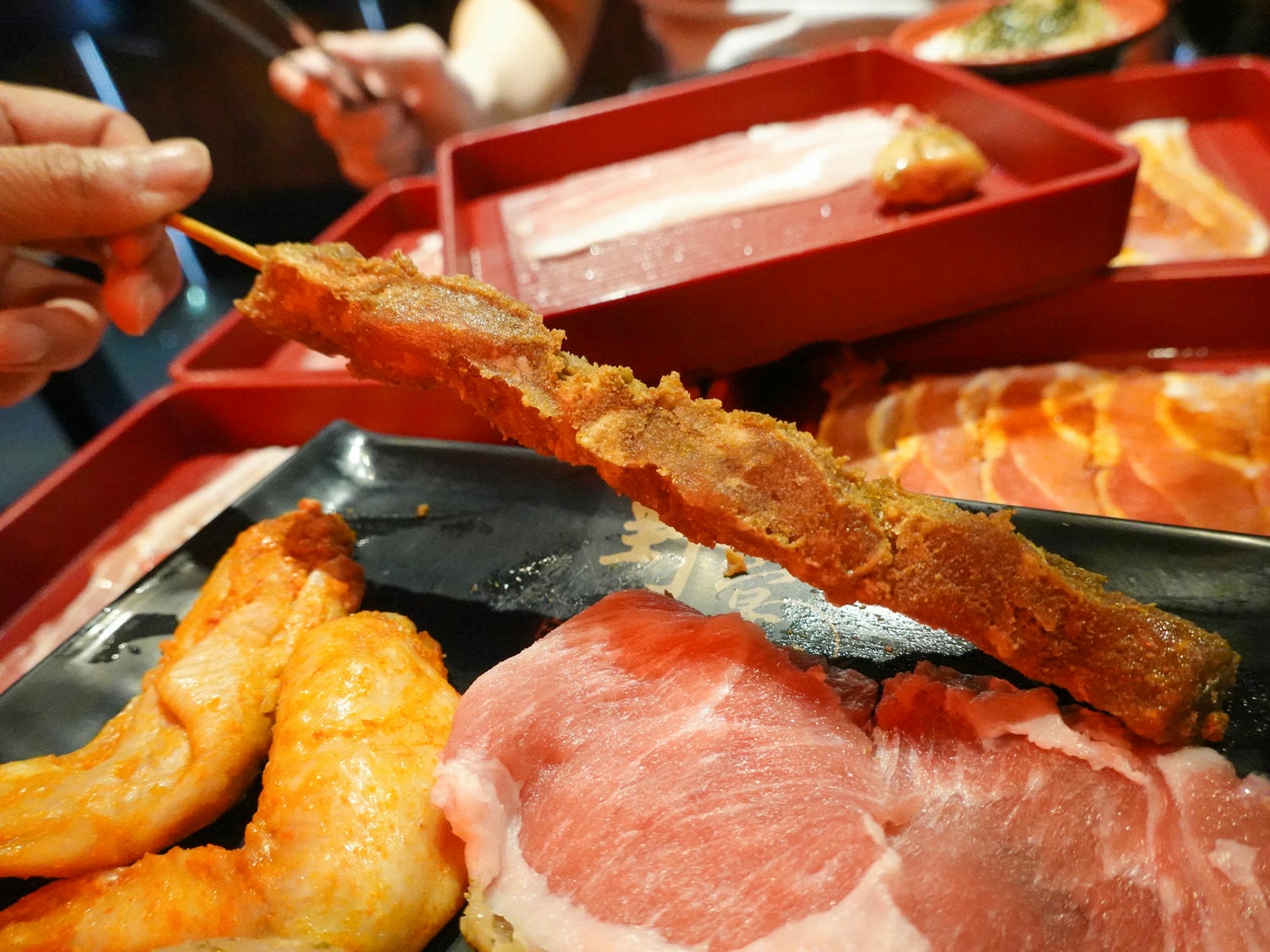 新北|名炙炭火燒肉》新北三重燒烤吃到飽推薦!頂級燒肉食材,炭火直烤!還有火鍋以及啤酒暢飲,近三和國中捷運站,交通方便聚餐就來這! - 第56張圖