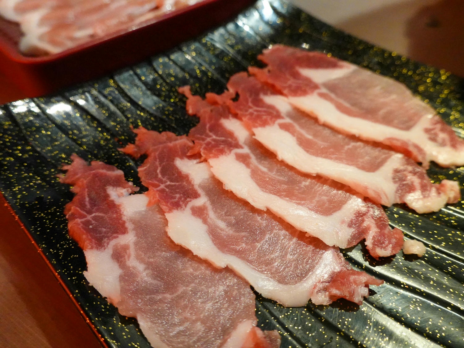 新北|名炙炭火燒肉》新北三重燒烤吃到飽推薦!頂級燒肉食材,炭火直烤!還有火鍋以及啤酒暢飲,近三和國中捷運站,交通方便聚餐就來這! - 第49張圖